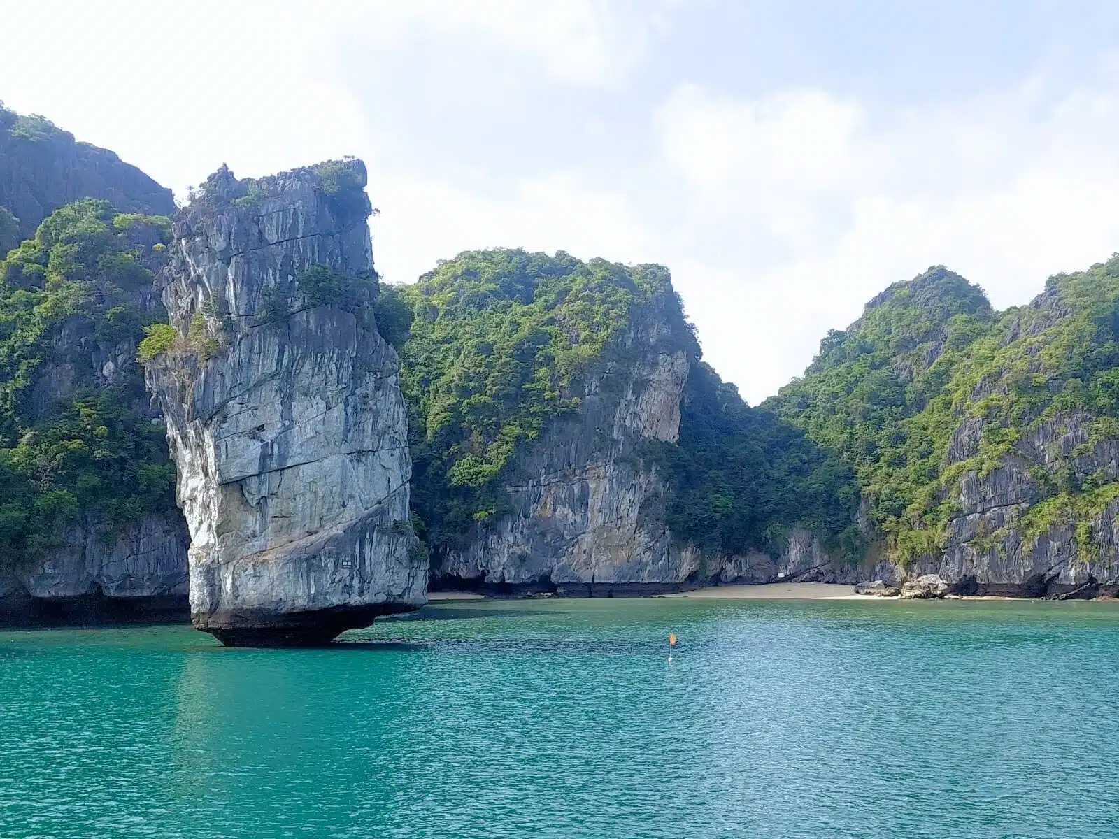 but-islet-cat-ba