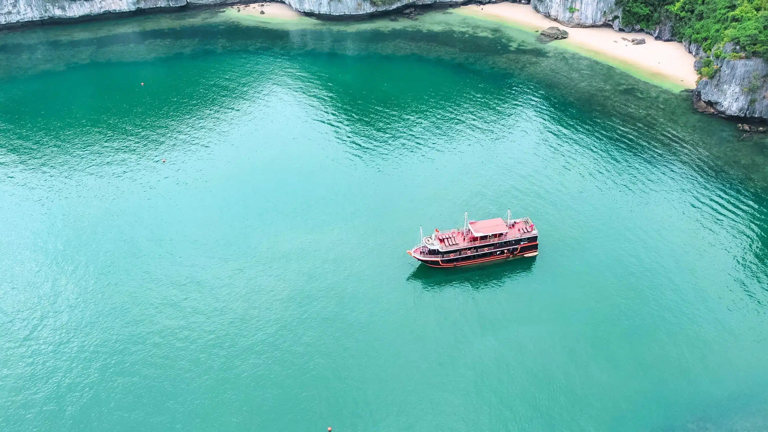 lan-ha-bay-cruise-daiichi-boutique