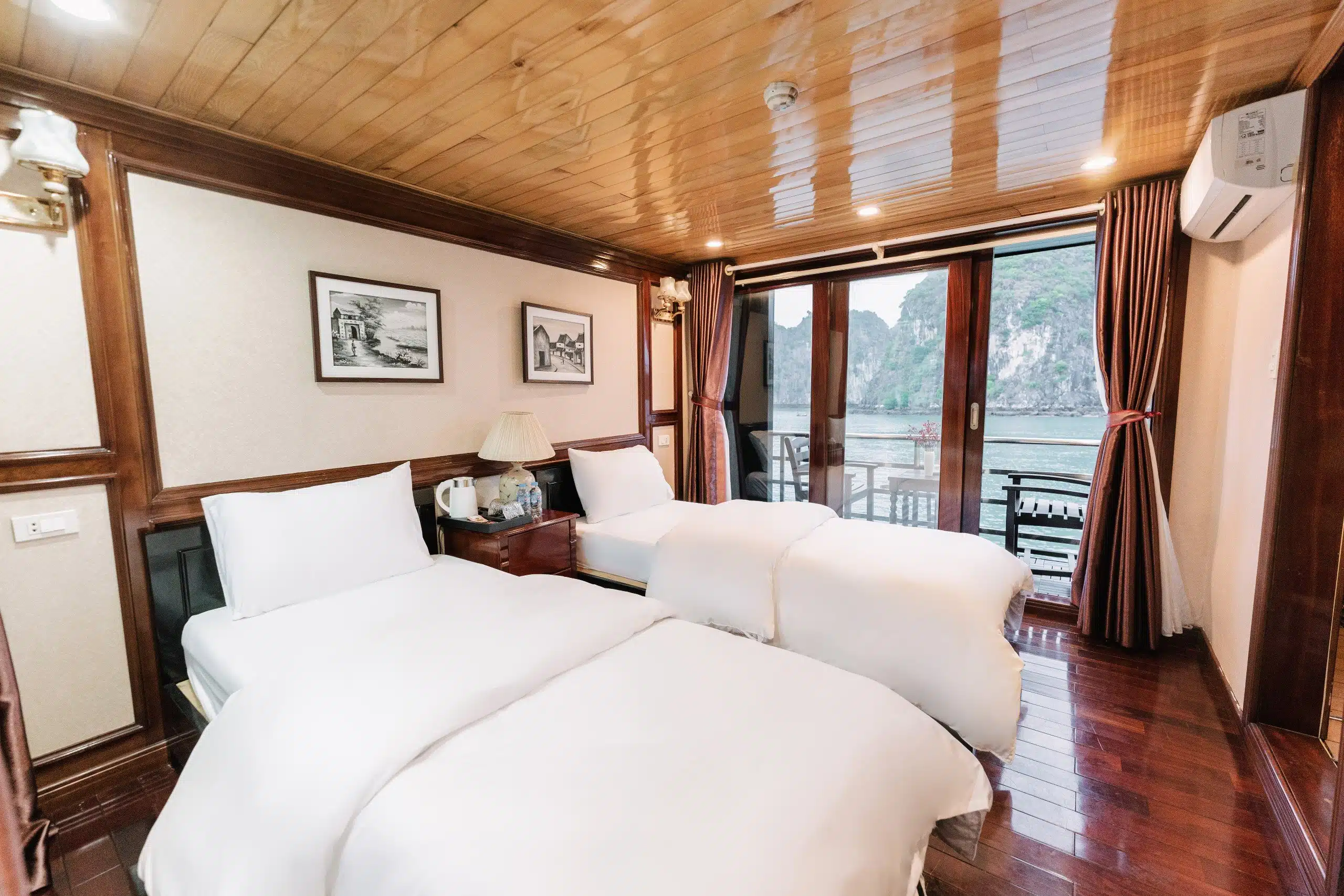 Lan Ha Bay 3 Days 2 Nights