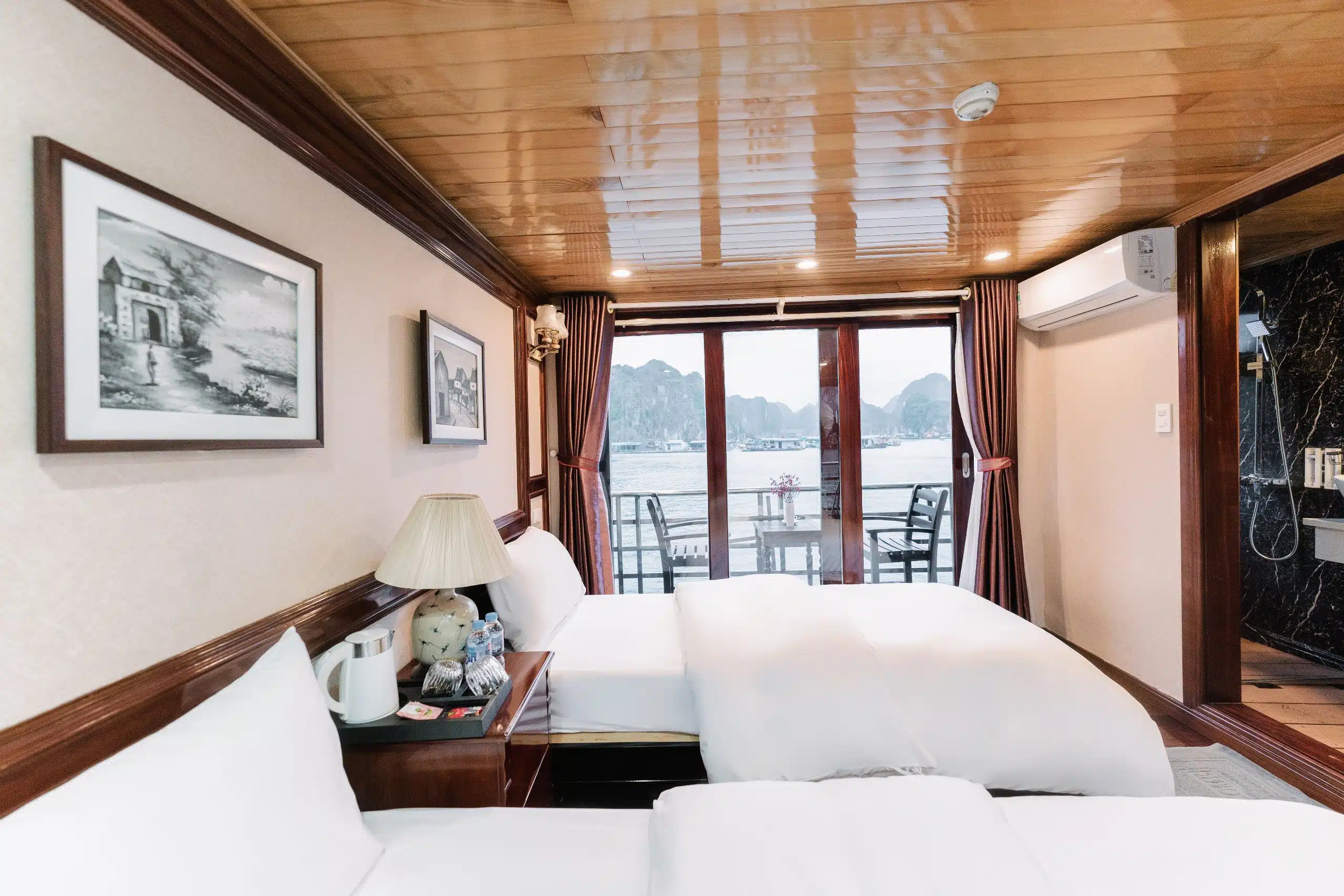 Lan Ha Bay 3 Days 2 Nights