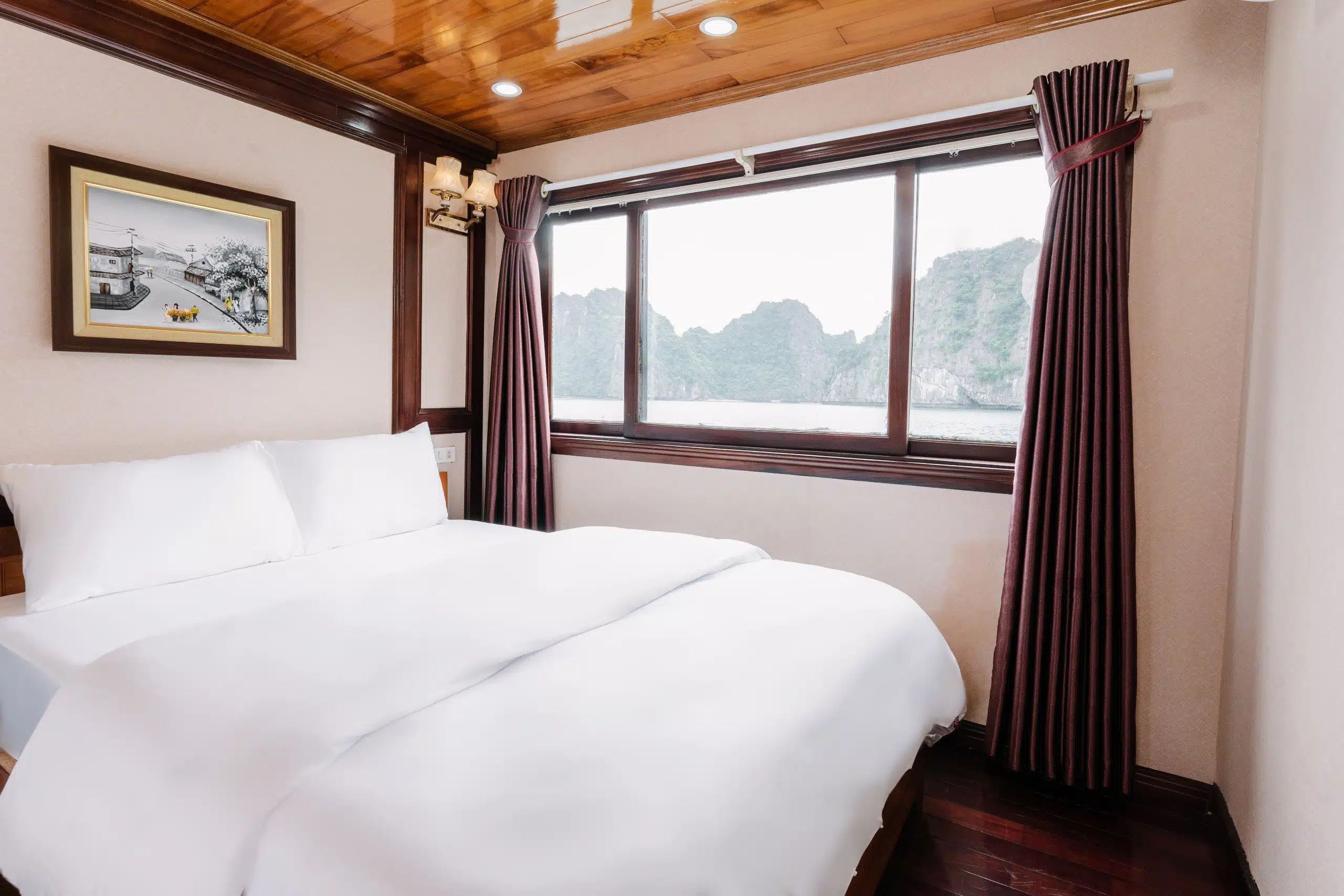 Lan Ha Bay 3 Days 2 Nights