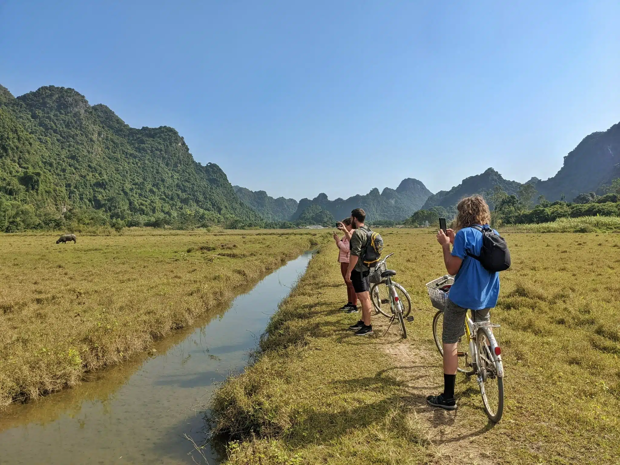 Cat Ba Monkey Island travel guide 2024