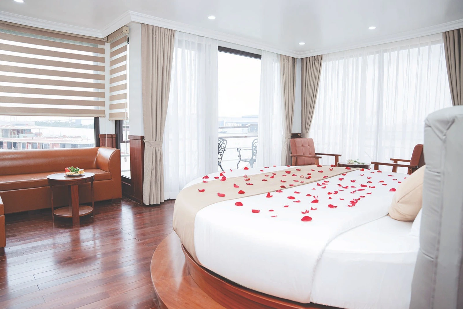LAN HA BAY – HA LONG LOOP TOUR | DAIICHI LUXURY CRUISE